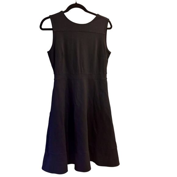 Lands' End Dresses & Skirts - Lands End A Line Black Dress Knee Length Sleeeless V Back Stretch Size 8